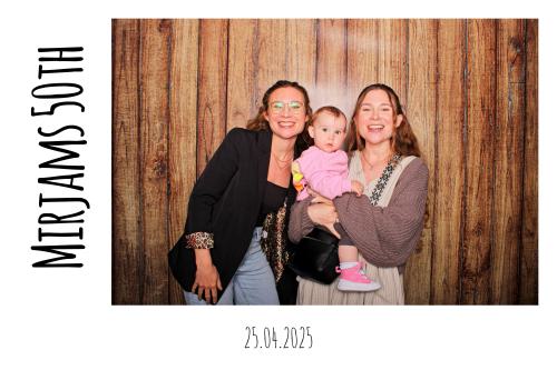 2025-04-25-18-21-33 pibooth