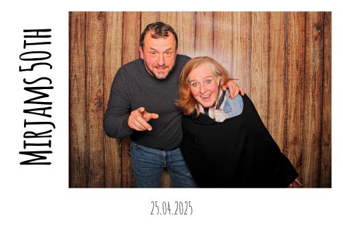 2025-04-25-21-14-25 pibooth