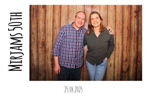 2025-04-25-22-19-41 pibooth