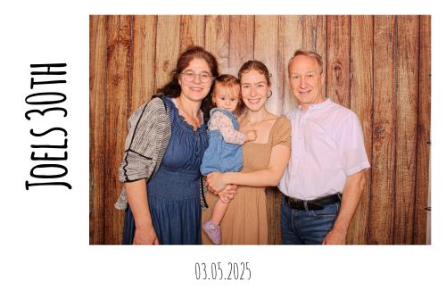 2025-05-03-17-48-49 pibooth